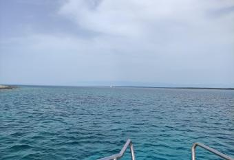 Heni has rooms with a private hot tub