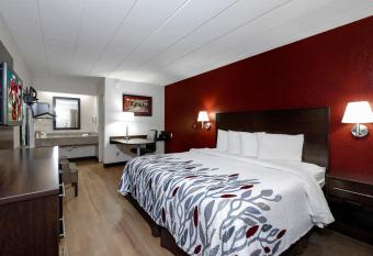 Red Roof Inn Danville, PA allows 18 year olds to book a room