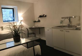 Studio in the city center of Leeuwarden allows 18 year olds to book a room