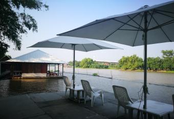 River Marina Resort has Balcony rooms