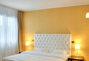 Trattoria Al Gallo has Balcony rooms