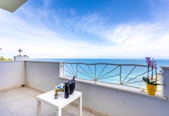 Appartamenti Rocca  Ja has Balcony rooms