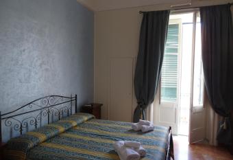 b&b new antico palazzo has Balcony rooms