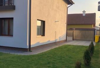 Holiday Luxury Villa with private Garden has Balcony rooms