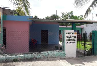 Hostal y temazcal Guemez has Balcony rooms