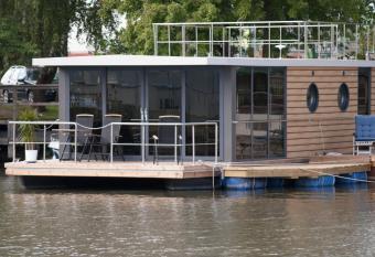 La Mare Resort has Balcony rooms