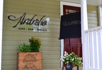 Ardrebo B&B has Balcony rooms