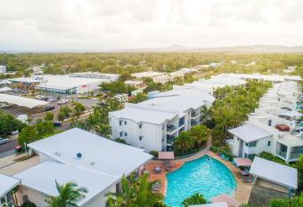 Coolum At The Beach has Balcony rooms