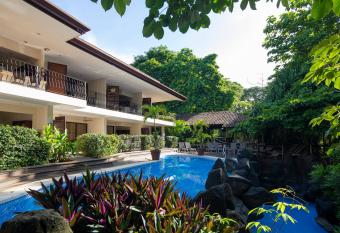 Pumilio Mountain & Ocean Hotel has Balcony rooms