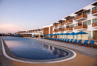 San Agustin Paracas has Balcony rooms