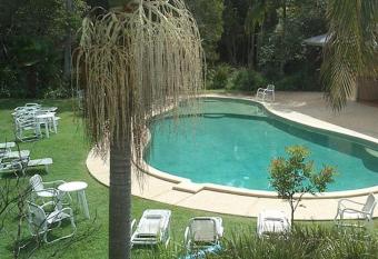 Treetops Lakeside Apartments has Balcony rooms