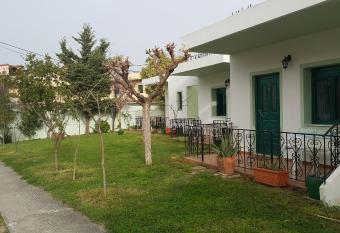 Ampeli Apartments has Balcony rooms