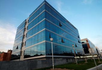 NH La Avanzada allows 18 year olds to book a room