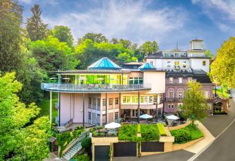 Hotel Allmer has Balcony rooms