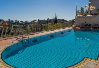 Ravello View has Balcony rooms