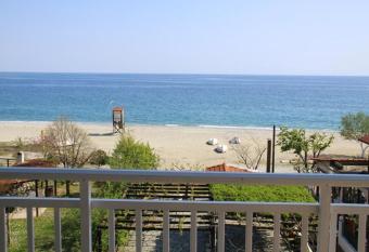 Fasoli Studios has Balcony rooms