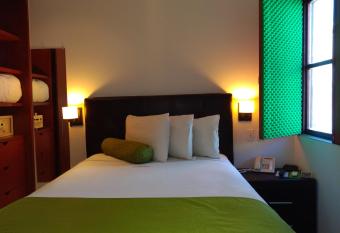 Suites La Concordia allows 18 year olds to book a room