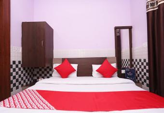 Super OYO Hotel Yaduvanshi allows 18 year olds to book a room