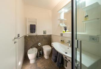 Il Tesoro Smart Suite & SPA allows 18 year olds to book a room