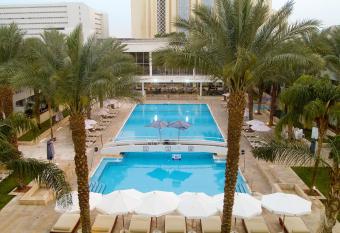 Leonardo Royal Resort Eilat allows 18 year olds to book a room