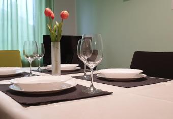 Lovely apartment in Pomer has Balcony rooms