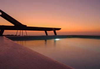 Aplada Suites allows 18 year olds to book a room