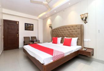 OYO Heritage Corner allows 18 year olds to book a room