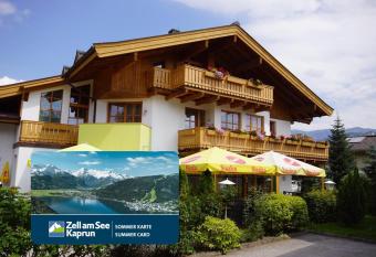 Hotel Landhaus Zell am See has Balcony rooms