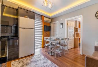 Umut Apartments has Balcony rooms