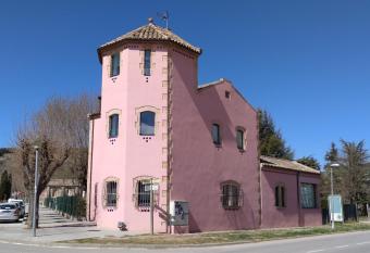 Torre de la Ferrer  a has Balcony rooms