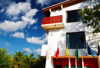 Torre del Conde has Balcony rooms