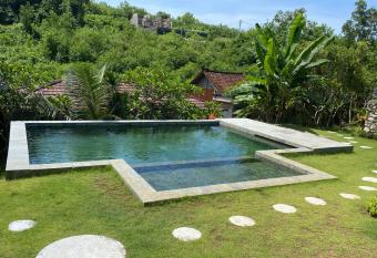 Belong Bunter Homestay allows 18 year olds to book a room