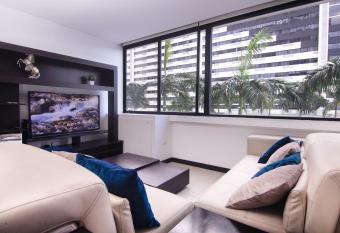 Bellini I 1, 2 habitaciones, Puerto Santa Ana, Guayaquil allows 18 year olds to book a room