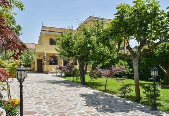 A Casa di Titty has Balcony rooms