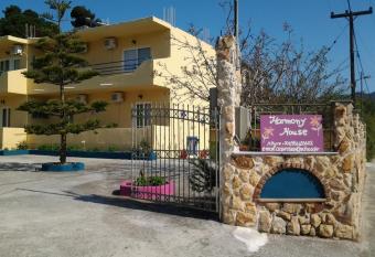 Harmony House has Balcony rooms