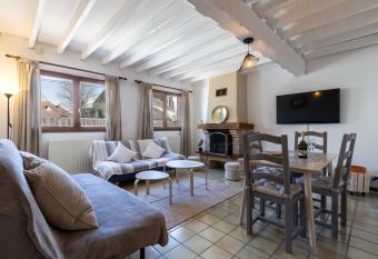 La Brie    15mn de Disneyland et Village Nature has Balcony rooms