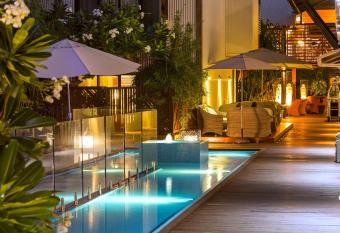 Kimberley Sands Resort allows 18 year olds to book a room