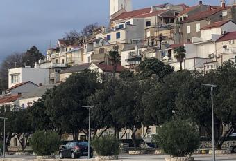 Apartmani i sobe Ivan  i  1 has Balcony rooms