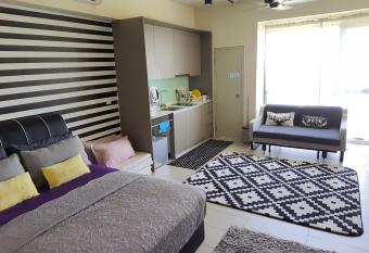 Mufasa Suites at Tamarind Suites with Wifi Netflix Cuckoo Fridge has Balcony rooms