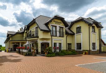 Hotel Konstancja allows 18 year olds to book a room