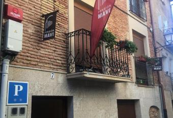 Pensi  n Mavi has Balcony rooms