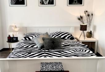 OldTown Safari Lodge allows 18 year olds to book a room