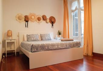 Casa 17 allows 18 year olds to book a room