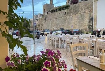 Mediterraneo Camere has Balcony rooms