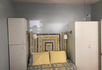 Lucy's Place has rooms with a private hot tub