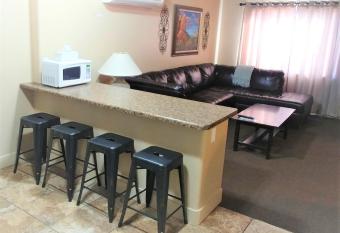 Lake Powell Motel & Apartments has Balcony rooms