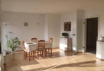 Sonnenschein allows 18 year olds to book a room