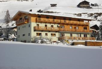 Ferienwohnungen Steidl has Balcony rooms
