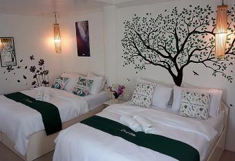 The Cronin Residences by Cocotel has Balcony rooms