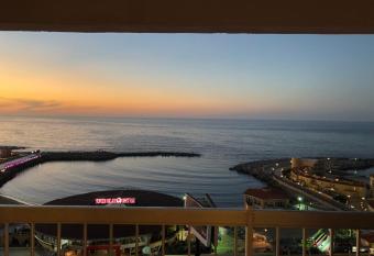 Blue Bay Beach-Families only has rooms with a private hot tub